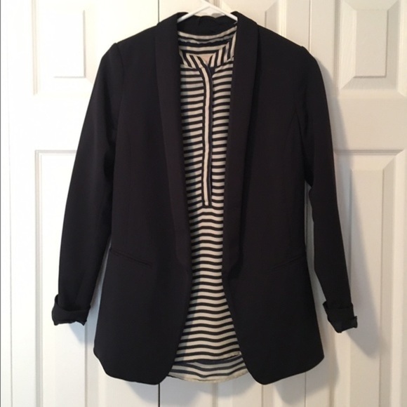 Banana Republic navy & cream  striped sleeveless - Picture 3 of 3